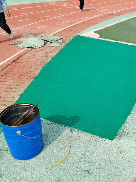 吐鲁番球场翻新修补改造专项服务介绍